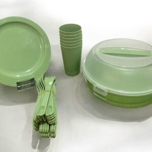 26 Pc Green Picnic Set